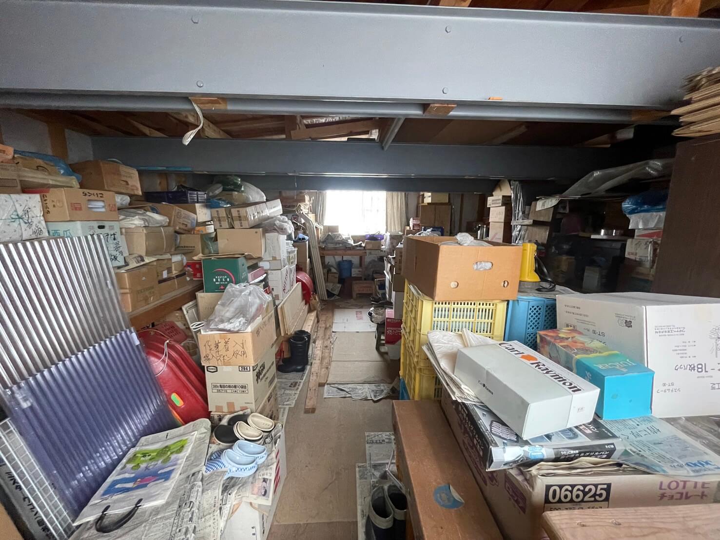 渡島地方・北斗市】自宅に所有する大型倉庫をまるごと片付け整理 